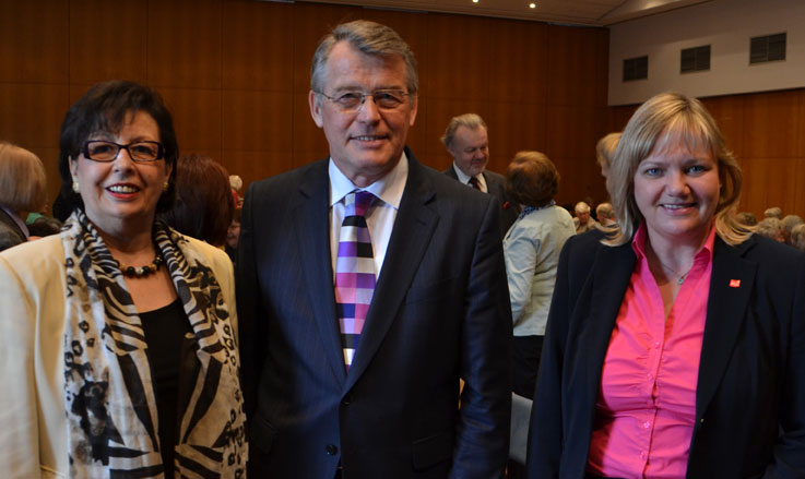 (vlnr) Carla Schnoor (Vorsitzende der Frauen Union Kronshagen), Reimer Böge MdEP (CDU Landesvorsitzender), Katja Rathje-Hoffmann (Landesvorsitzende der Frauen Union und stellvertretende CDU-Landesvorsitzende).