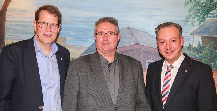 Gero Storjohann (links), Stefan Dockwarder ( 2. Vorsitzender CDU OV Bornhöved) und Axel Bernstein (rechts)